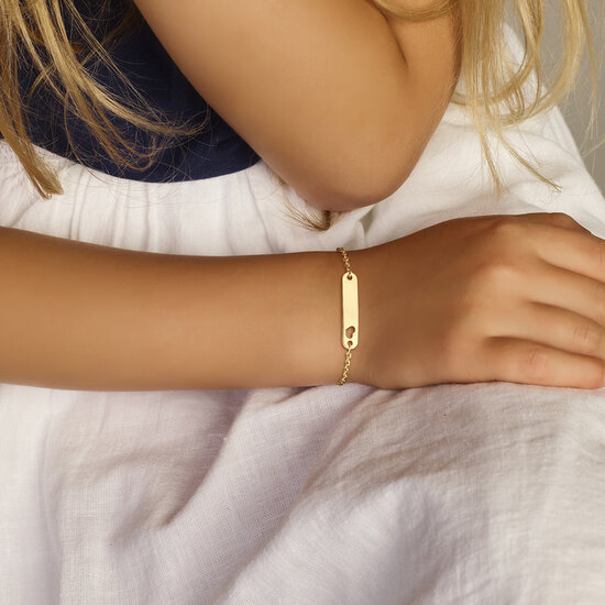 Kinder graveerarmband 9 karaat goud hartje model BY